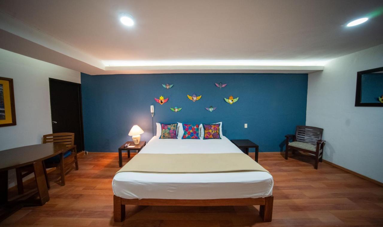 La Iguana Vallarta Lgbt Adults Only - Romantic Zone - Party Clubbing Street Puerto Vallarta Exteriér fotografie